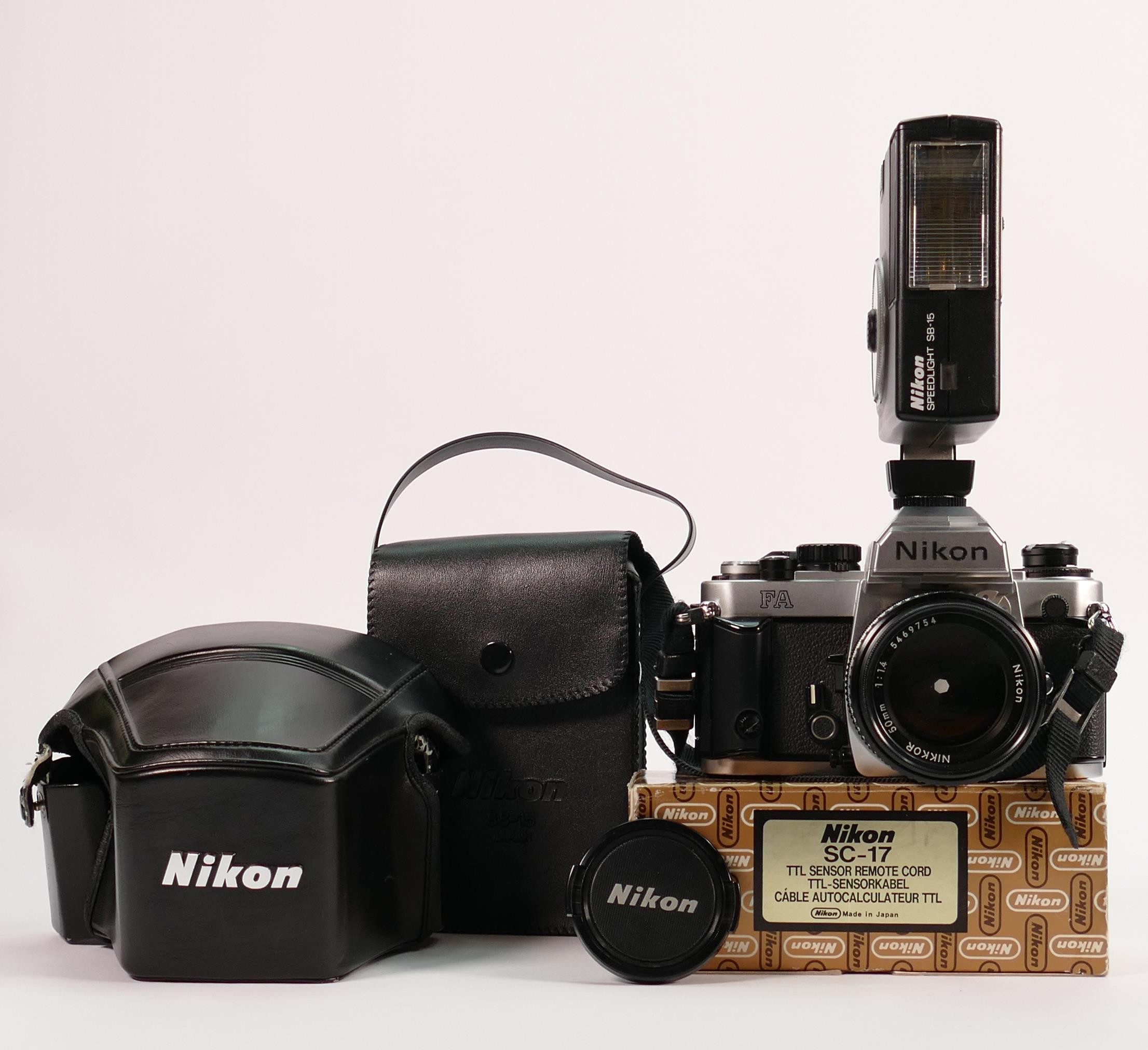 Is My Vintage Camera Worth Anything at Auction? Potteries Auctions