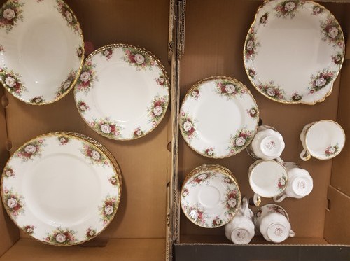 Lot 109 was a Royal Albert collection, which fetched £130 by the end of the auction